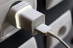 Hadron A08 US/EU Power Plug Adapter