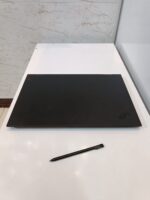 lenovo x1 yoga close view with pen
